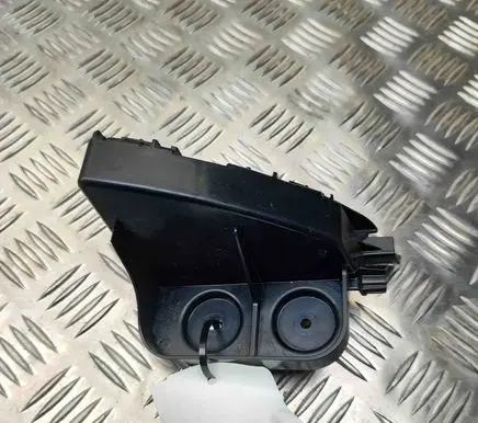 Volkswagen Multivan T6 Rear bumper mounting bracket 7T0807484B