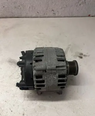 Volkswagen Caddy Generator/alternator 03L903028