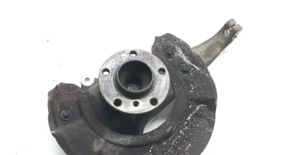 BMW 6 F06 Gran coupe Front wheel hub