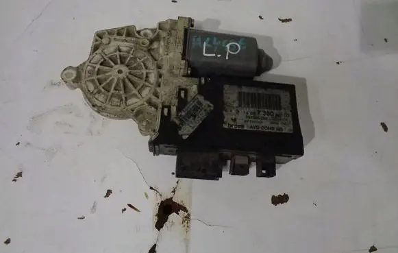 Fiat Ulysse Front door window regulator motor 1488736080