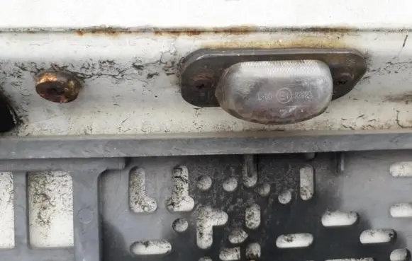Volkswagen Polo III 6N 6N2 6NF Number plate light