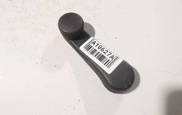 Volkswagen Polo Front door window winding handle 