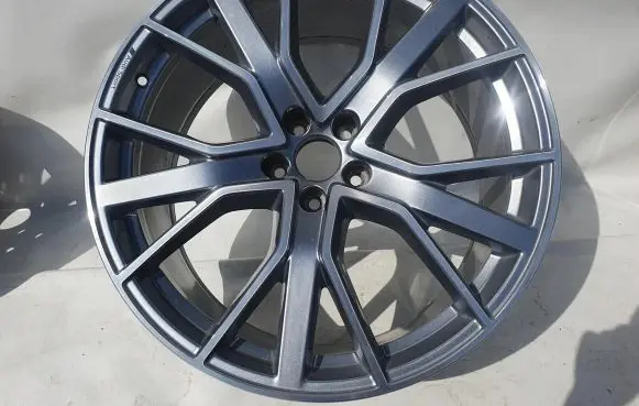 Audi e-tron R21 alloy rim 