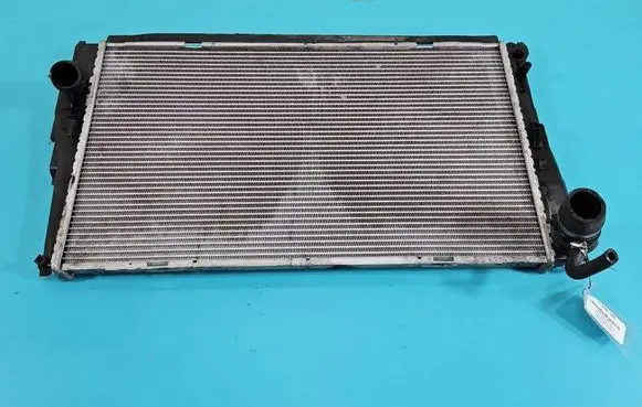 BMW 3 E90 E91 Coolant radiator 6078501E IMPRK1490195