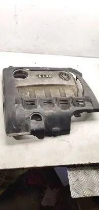 Volkswagen PASSAT B6 Engine cover (trim) 03G103967A