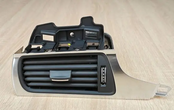 Audi A7 S7 4G Dashboard side air vent grill/cover trim 4G1820901