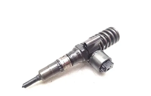 Fuel injector