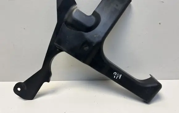 Rear underbody cover/under tray