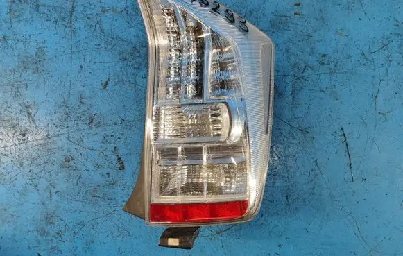 Toyota Prius (XW30) Boot/trunk interior light 8155147121