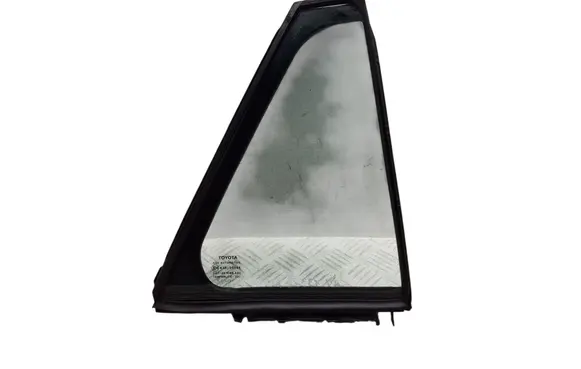 Toyota Avensis T270 Rear vent window glass 6812305100 6818805070C6R 43R00048