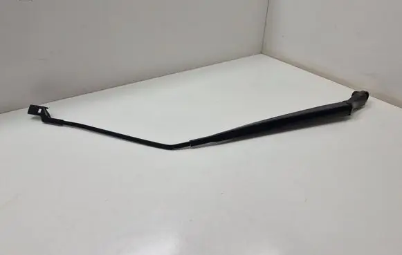 Buick Encore I Front wiper blade arm
