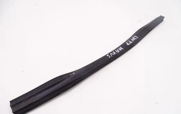 LDV Maxus Door glass rail LDV_MAXUS_04-09_PROWADNICA_SZYBY_LEWY_PRZÓD