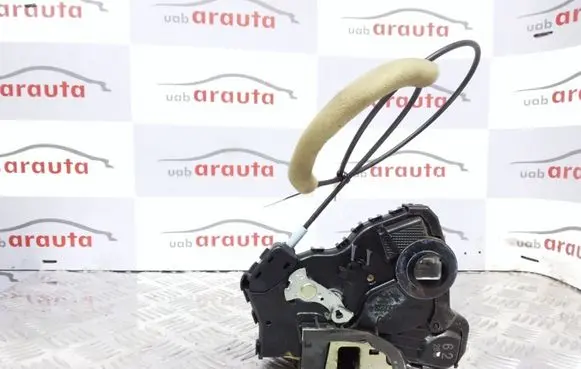 Toyota Corolla E120 E130 Front door lock 