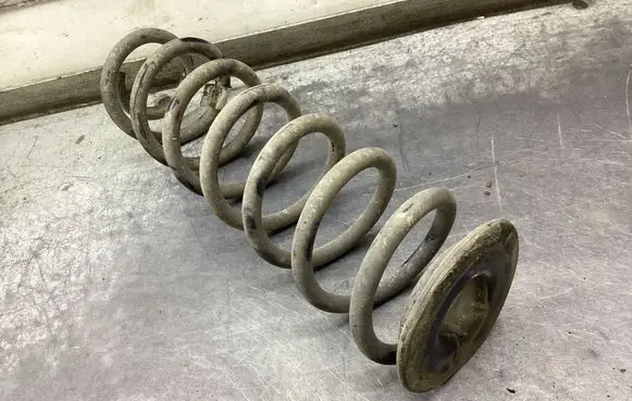 Skoda Superb B8 (3V) Rear coil spring 3Q0511115
