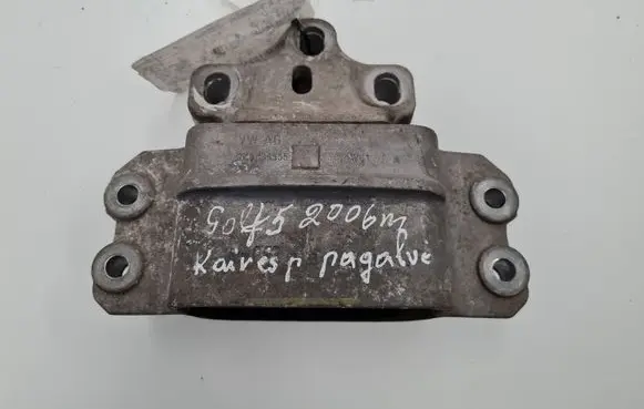 Volkswagen Golf V Engine mount bracket 1K0199555T 1K0199555