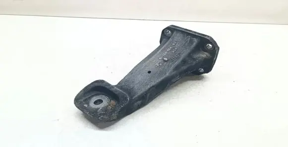 BMW X5 E53 Engine mounting bracket 6761564
