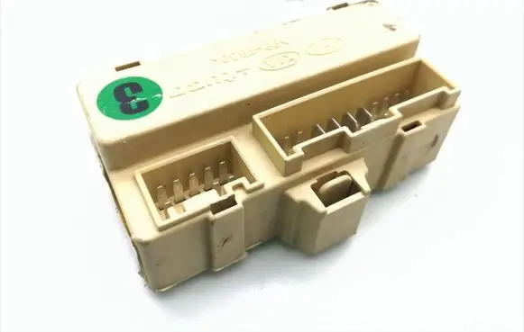 Hyundai Sonata Fuse module 91940-3K050 05135N AK-4747