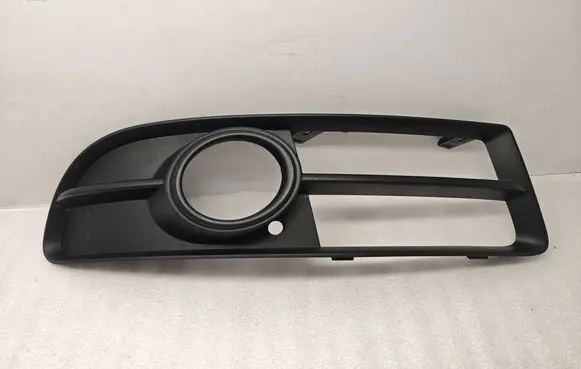 Audi A4 S4 B6 8E 8H Front fog light trim/grill 8E0807682F