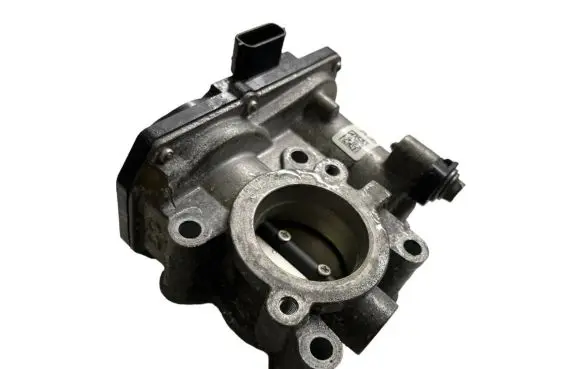 Renault Clio IV Throttle valve 161206038R 00178 H8201171233