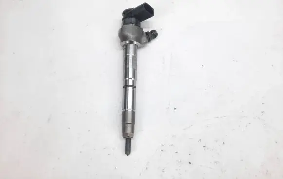 Volkswagen Arteon Fuel injector 05L130277M
