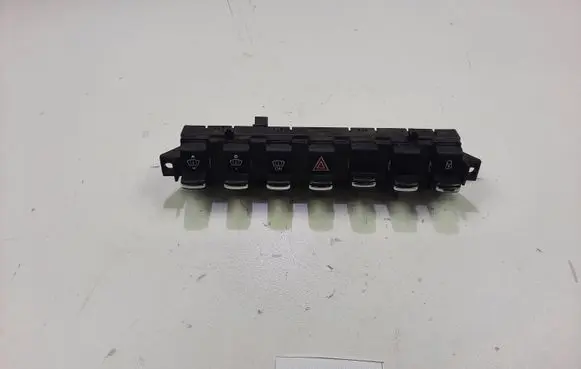 Hazard light switch