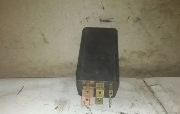 Audi A4 S4 B5 8D Other relay 171911261A