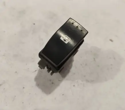 Renault Scenic II - Grand scenic II Electric window control switch 315027A