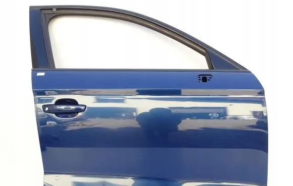 Audi A3 S3 8V Front door LX5Q