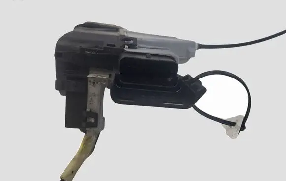 Peugeot 508 Front door lock A048069 006259
