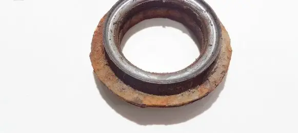 Peugeot 307 Coil spring mount 
