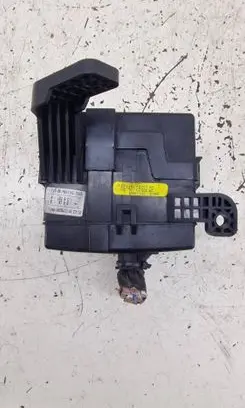 Hyundai Santa Fe Relay mounting block N914212B93202
