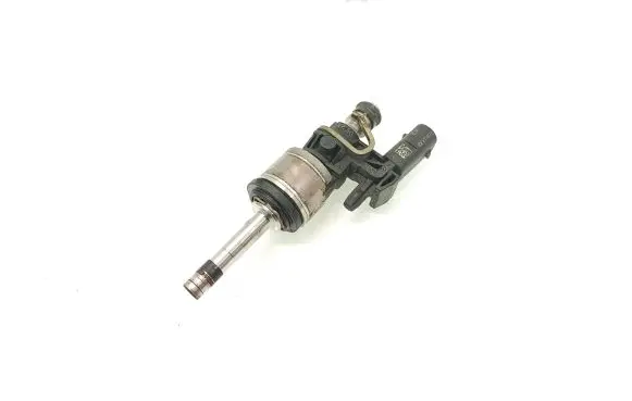 Volkswagen T-Cross Fuel injector 0261500443 05C036