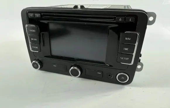 Volkswagen Beetle A5 Radio/CD/DVD/GPS head unit 1K0035274P