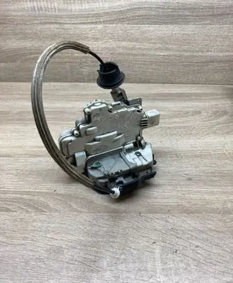 Audi A6 S6 C6 4F Front door lock 
