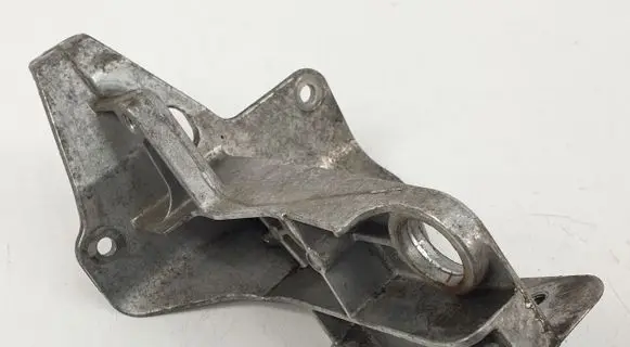 Mercedes-Benz C W203 Engine mounting bracket A6460941141