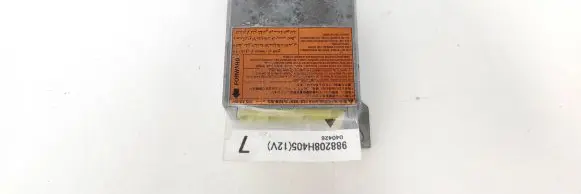 Nissan X-Trail T30 Airbag control unit/module 988208H405 040426