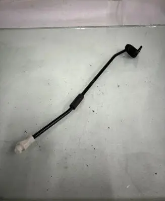 Mitsubishi Eclipse Cross Engine bonnet/hood prop rod/strut 
