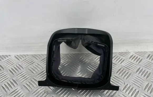 Mercedes-Benz C W204 Steering wheel column trim A2046821416 108140