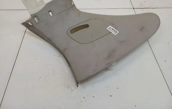 Mercedes-Benz R W251 (D) pillar trim (bottom) A2516901225