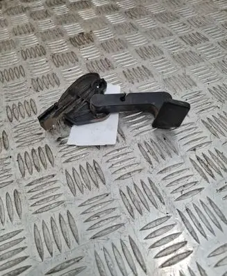 Audi A4 S4 B7 8E 8H Engine bonnet (hood) release handle