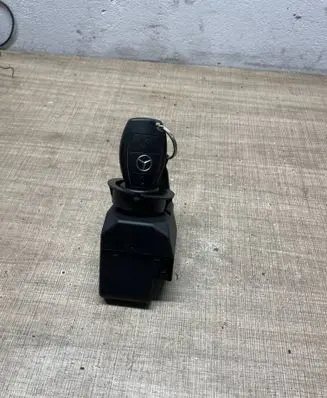 Mercedes-Benz S W220 Ignition lock A2105450208 33000301 0041538690206111