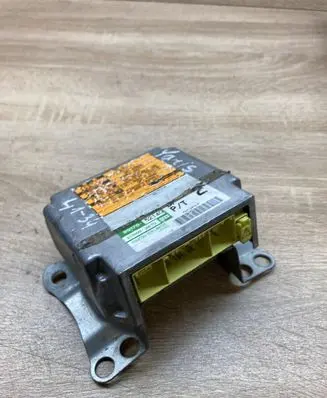 Toyota Yaris Airbag control unit/module 8917052140