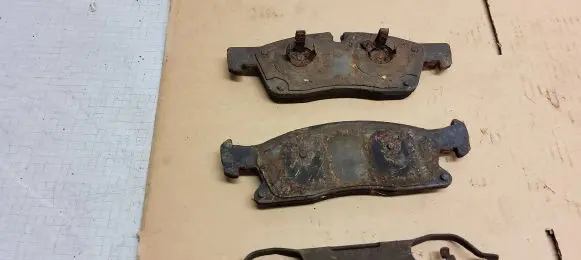 Jeep Grand Cherokee Brake pads (front) 