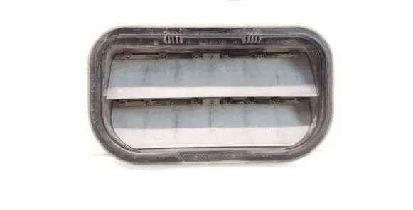 Volkswagen Caddy Quarter panel pressure vent 7L0819181