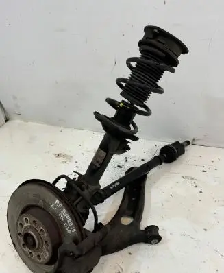 Skoda Superb B8 (3V) Front wheel hub spindle knuckle 3Q0