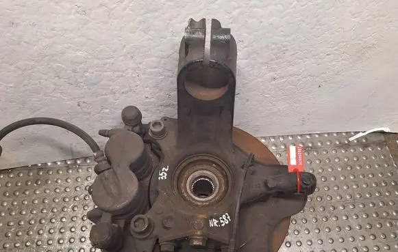 Citroen Jumper Front wheel hub spindle knuckle S25062587