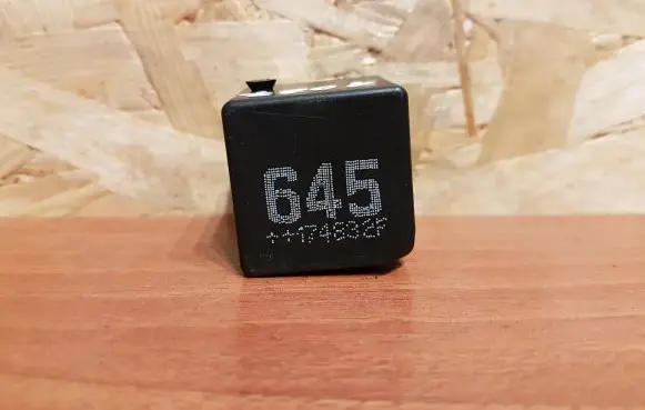 Volkswagen Golf VII Other relay 4H0951253A
