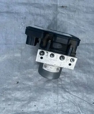 Jeep Cherokee ABS Pump P68466260AB TXA203031401