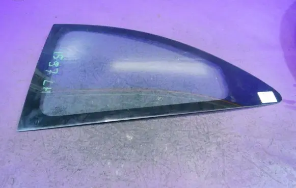 Renault Megane II Rear side window
