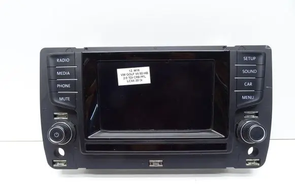 Radio/CD/DVD/GPS head unit